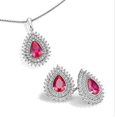 Gemstone earrings and pendant